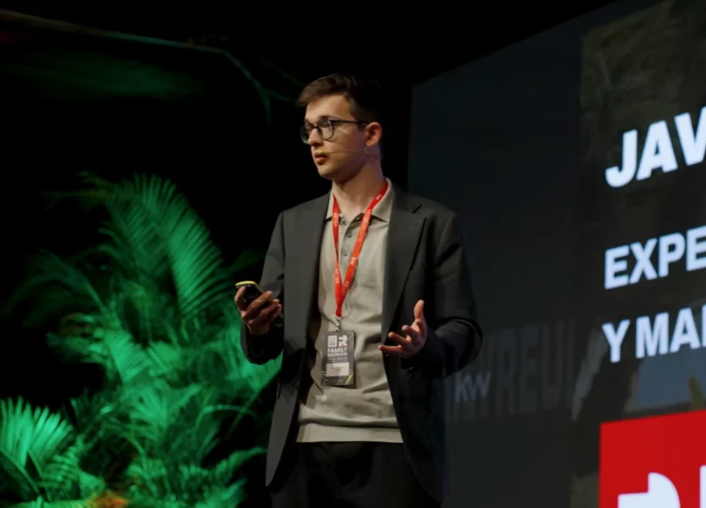Javier Limonchi Ponente Family Reunion Keller Williams Recortado